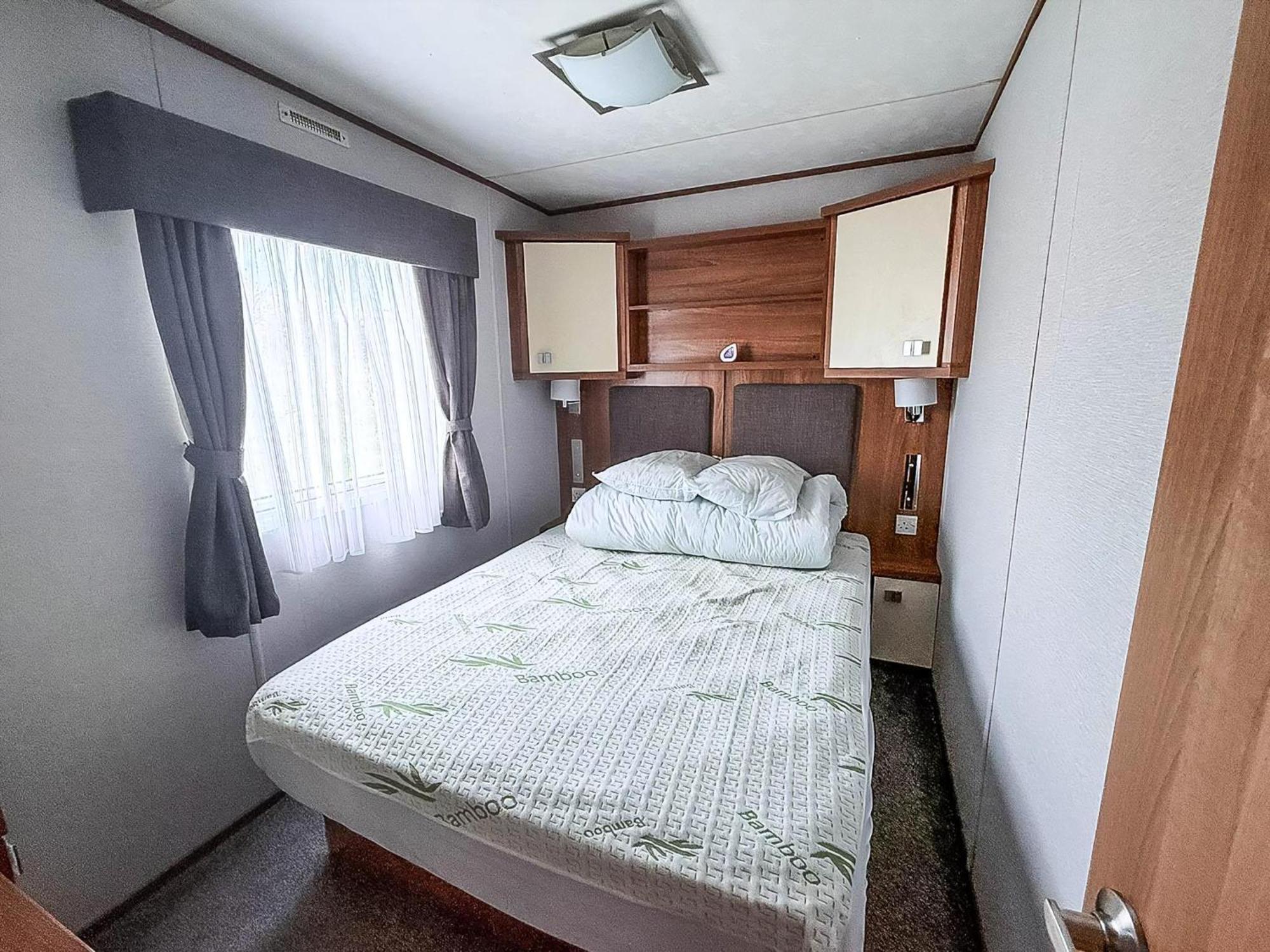 Lovely 8 Berth Caravan At Sunnydale In Lincolnshire Ref 35239S ラウス エクステリア 写真